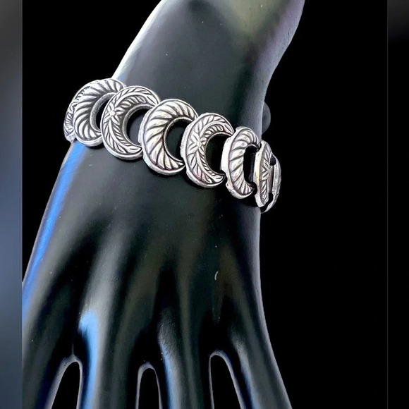 Brighton Wide Link Bracelet, Vintage Silver Brighton Etched Link Bracelet - Picture 1 of 6